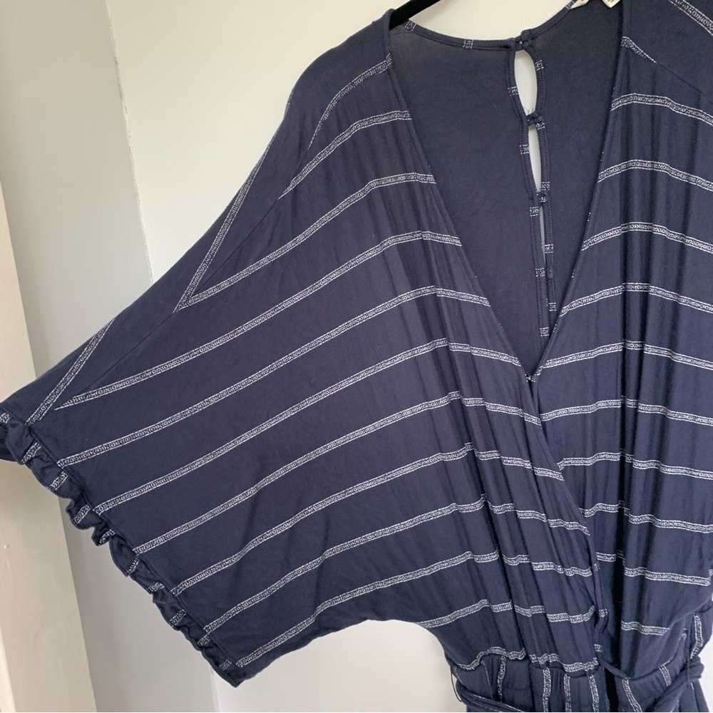 AMERICAN EAGLE OUTFITTERS PIN-STRIPE JUMPSUIT - Picture 4 of 11